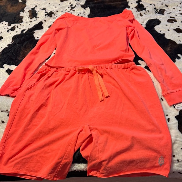 Free People Coral Lounge Set - Picture 5 of 5